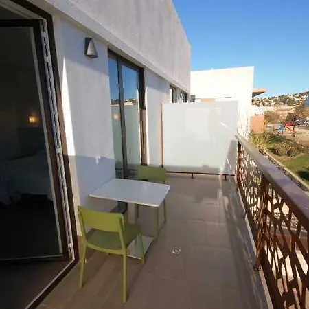 Resort Sitges Apartment Сіджас