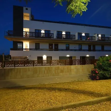 Free Parking Aparthotel Sitges