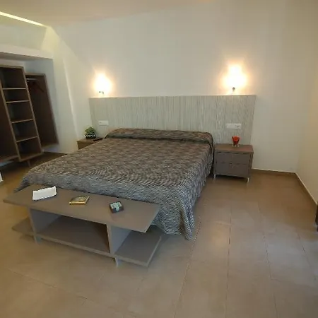 Resort Sitges Apartment شقة فندقية 3*